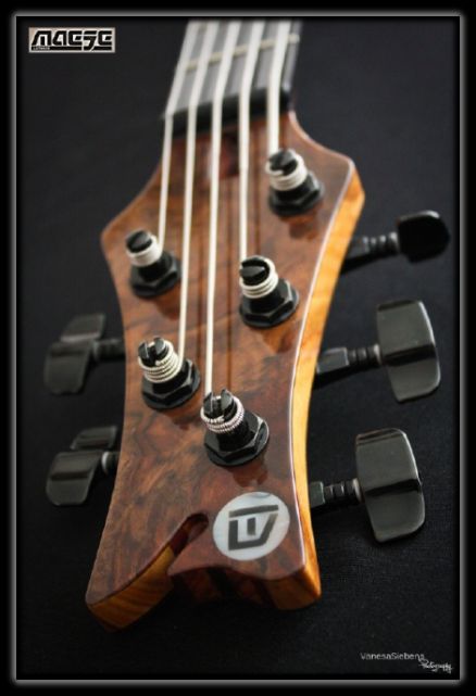 Bass Maese