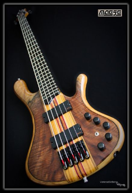 Bass Maese